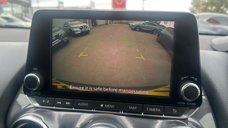 Nissan Juke 1.0 DiG-T 114 N-Connecta 5dr Petrol Hatchback